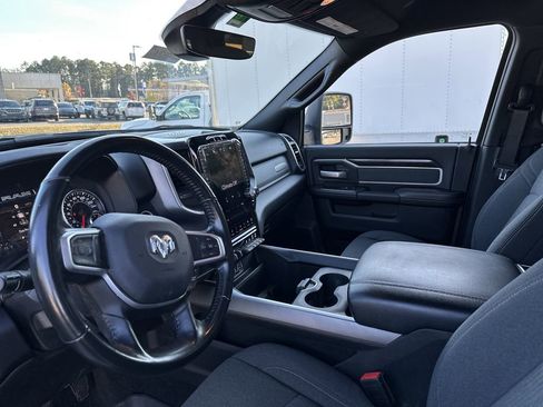 Used 2023 RAM 2500 Big Horn w/ Level B Equipment Group image 11