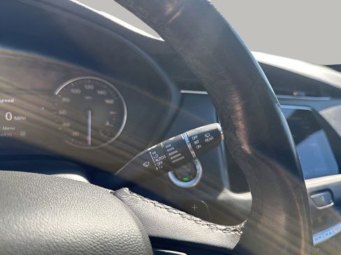 Used 2019 Cadillac XT4 Premium Luxury w/ Enhanced Visibility Package image 33