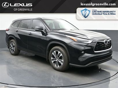 Used 2023 Toyota Highlander XLE