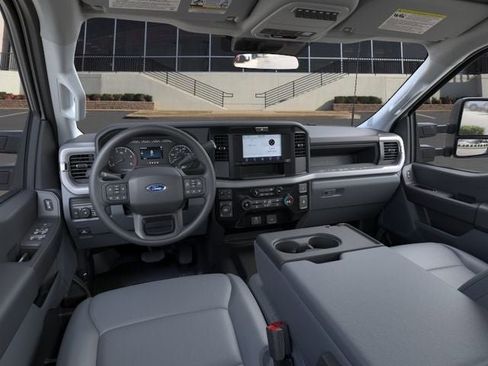 New 2026 Ford F250 XL w/ XL Chrome Package AWD/4WD image 9