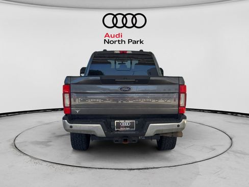 Used 2020 Ford F250 Lariat w/ Lariat Ultimate Package AWD/4WD image 4