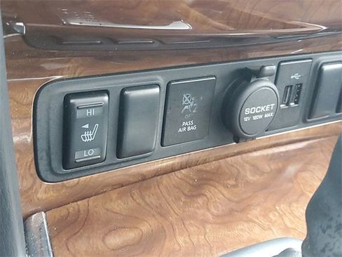 Used 2018 INFINITI QX80 Base image 32