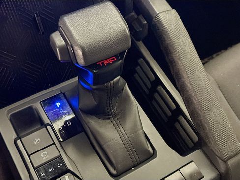 Used 2025 Toyota Tacoma TRD Off-Road image 25