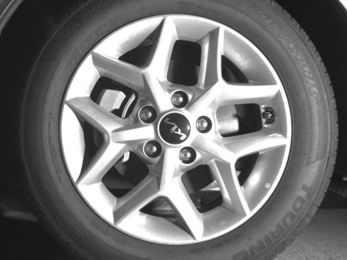 Used 2025 Kia Soul LX w/ LX Technology Package FWD image 12