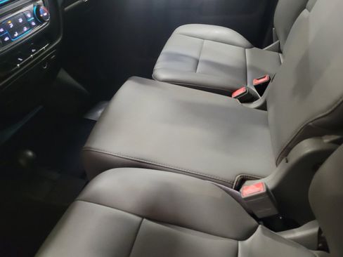 Used 2017 GMC Sierra 1500 4x4 Crew Cab image 26