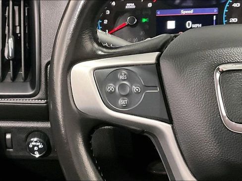 Used 2022 GMC Canyon Elevation image 12