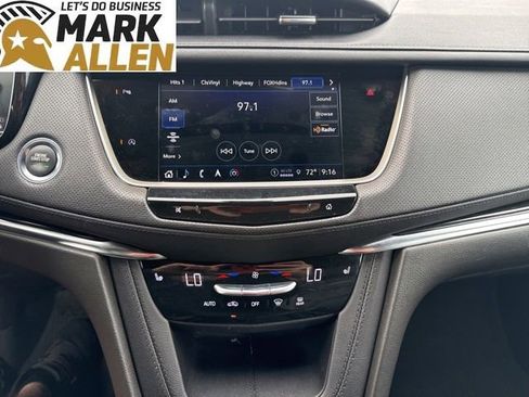 Used 2022 Cadillac XT5 Premium Luxury w/ LPO, Floor Liner Package AWD/4WD image 9