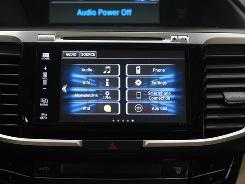 Used 2017 Honda Accord EX-L image 16