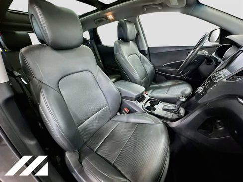 Used 2015 Hyundai Santa Fe Sport 2.0T w/ Option Group 05 AWD/4WD image 30