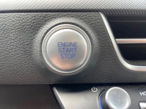 Used 2025 Hyundai Sonata SEL FWD image 28