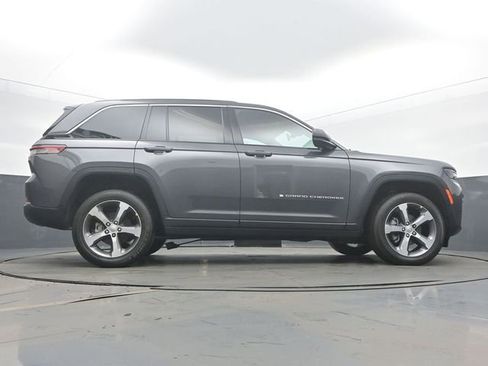 New 2026 Jeep Grand Cherokee Laredo image 52