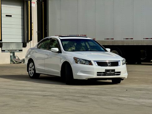 Used 2009 Honda Accord EX-L image 8