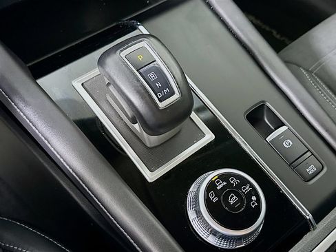 Used 2023 Mitsubishi Outlander SE FWD image 22