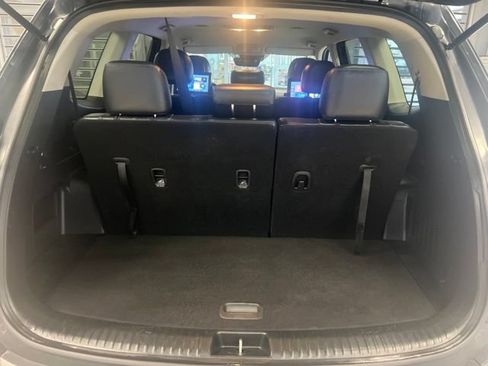 Used 2022 Kia Telluride LX AWD/4WD image 8