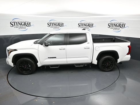 Used 2025 Toyota Tundra SR5 w/ SR5 Premium Package AWD/4WD image 12
