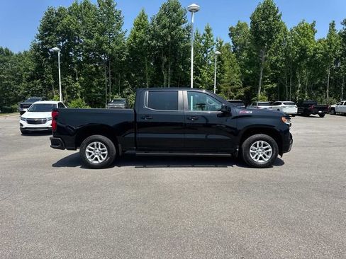 Used 2024 Chevrolet Silverado 1500 RST AWD/4WD image 3