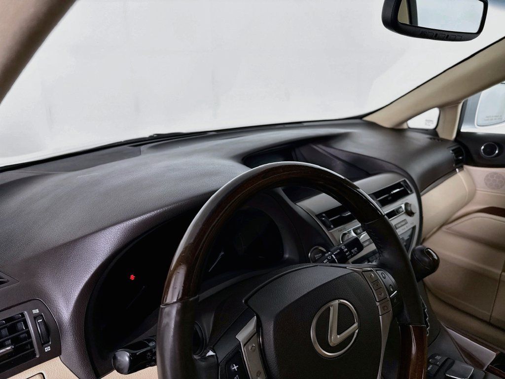 Used 2013 Lexus RX 350 AWD w/ Navigation Pkg image 4