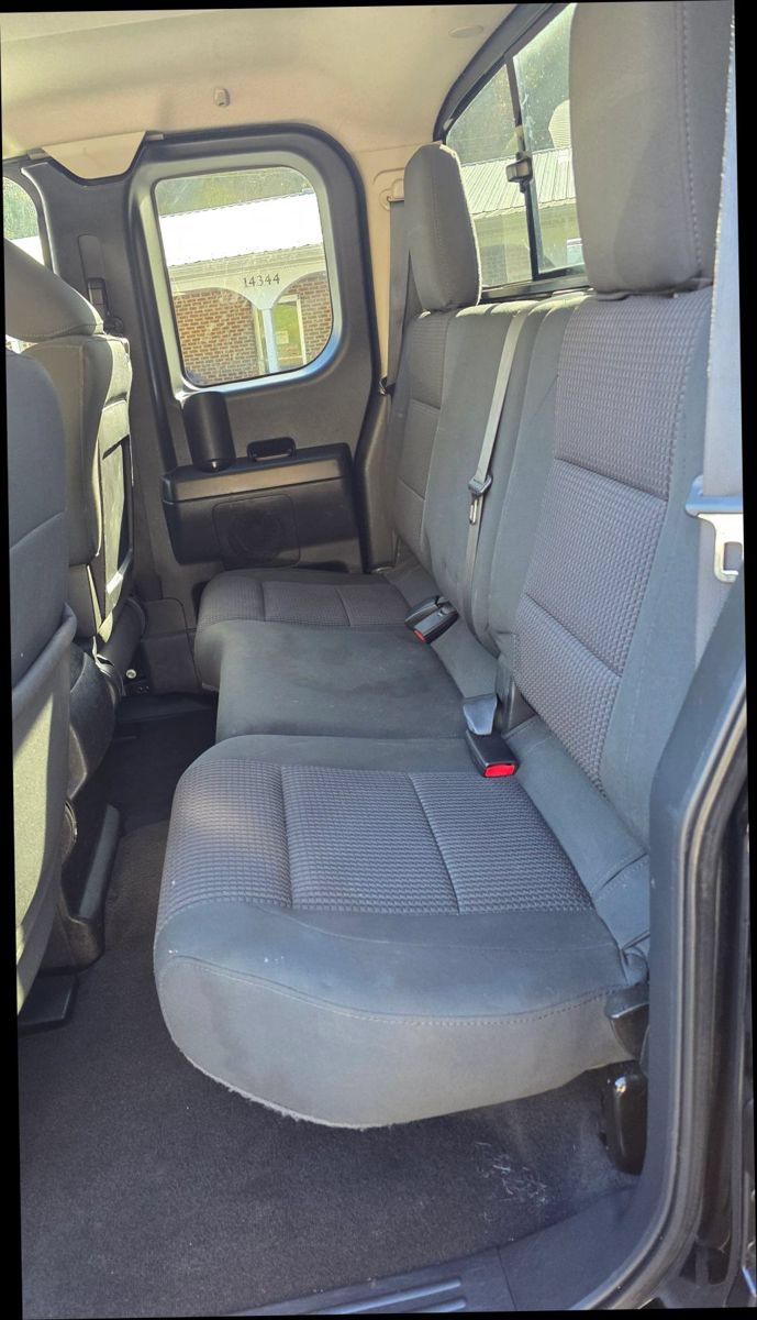 Used 2012 Nissan Titan SV w/ SV Value Truck Pkg AWD/4WD image 13