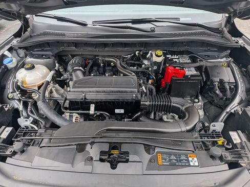 Used 2025 Ford Escape Active image 34