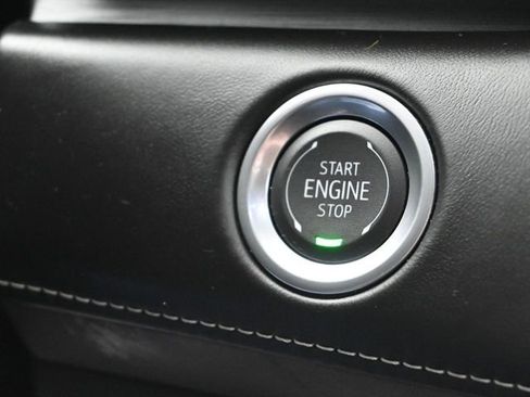 Used 2024 Cadillac Escalade Sport Platinum w/ LPO, ONYX Package image 30