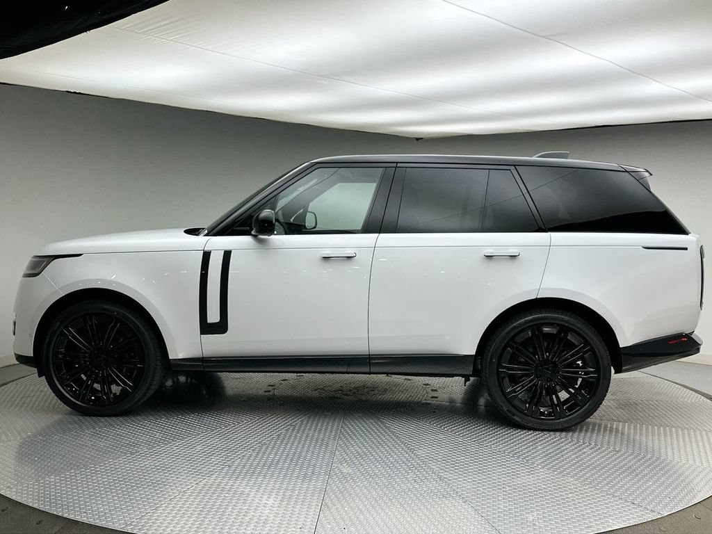New 2026 Land Rover Range Rover SE AWD/4WD image 2