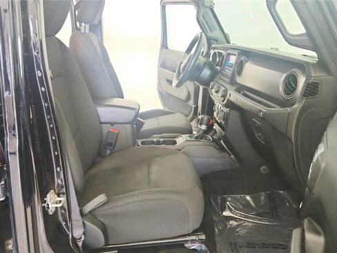Used 2022 Jeep Wrangler Unlimited Sport AWD/4WD image 35