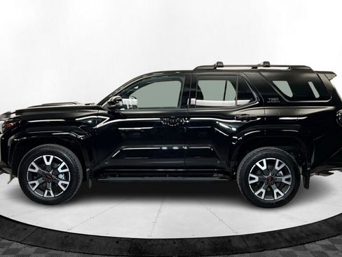Used 2025 Toyota 4Runner TRD Sport Premium image 2