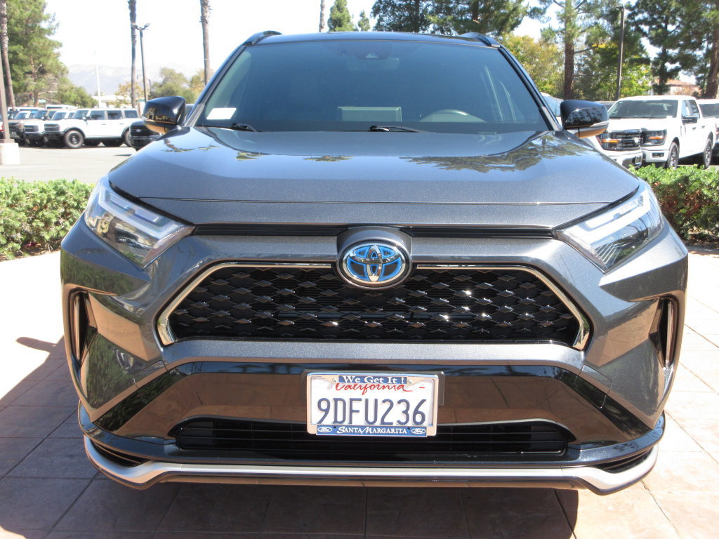 Used 2022 Toyota RAV4 XSE AWD/4WD image 8