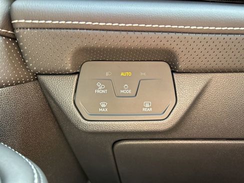 New 2026 Volkswagen Atlas SEL image 25