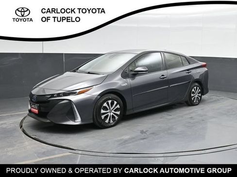 Used 2022 Toyota Prius Prime XLE w/ Protection Package (TMS) FWD image 9