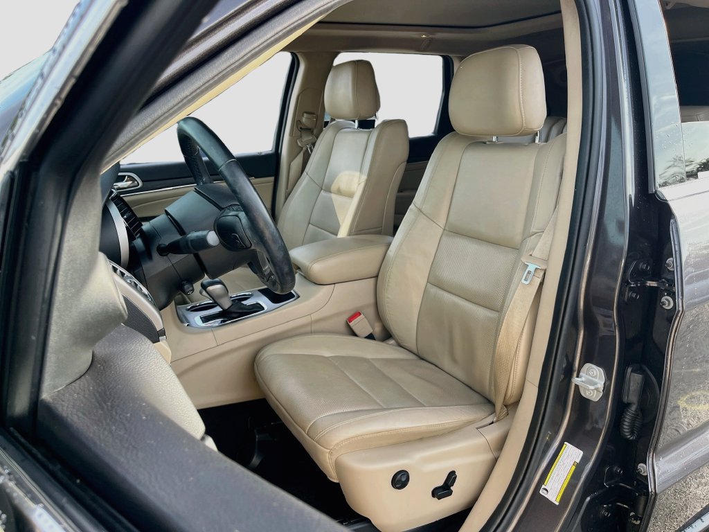 Used 2020 Jeep Grand Cherokee Limited w/ Luxury Group II RWD image 21