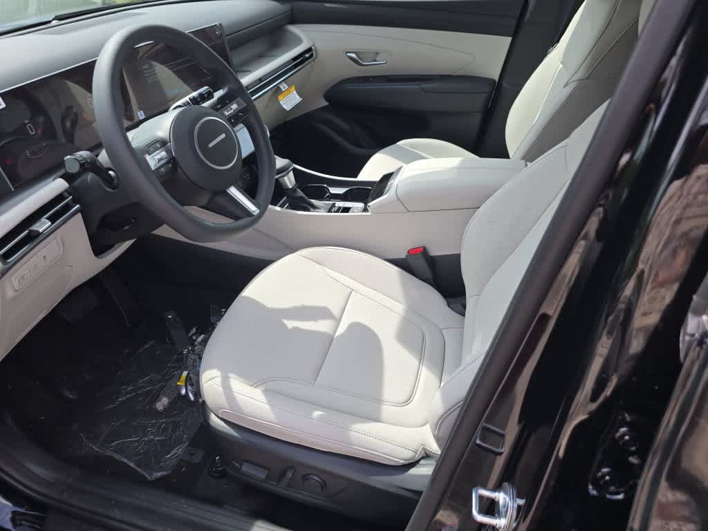 New 2026 Hyundai Tucson SEL Plus FWD image 16