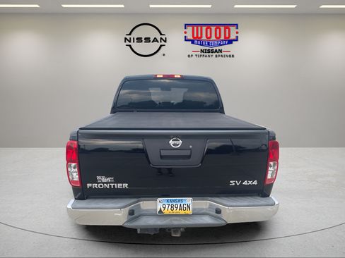Used 2013 Nissan Frontier SV AWD/4WD image 3