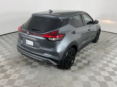 Used 2024 Nissan Kicks S FWD image 10