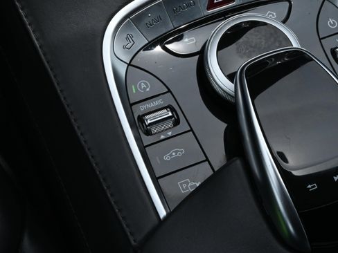 Used 2020 Mercedes-Benz S 560 Sedan image 22