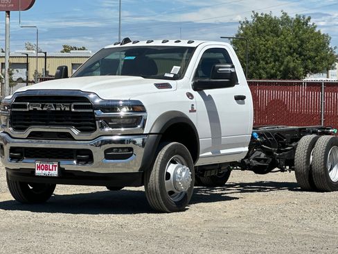 New 2025 RAM 5500 Tradesman image 7
