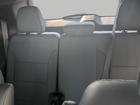 Used 2024 GMC Acadia AT4 w/ Luxury Package AWD/4WD image 22