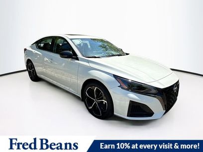 New 2025 Nissan Altima 2.5 SR w/ SR Premium Package