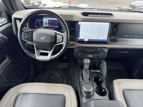 Used 2021 Ford Bronco Wildtrak image 11