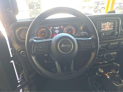 Used 2021 Jeep Wrangler Unlimited Sport AWD/4WD image 3