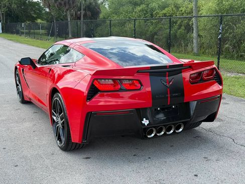 Used 2017 Chevrolet Corvette Stingray Coupe RWD image 6