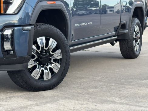 Used 2025 GMC Sierra 2500 Denali w/ Denali Reserve Package image 12