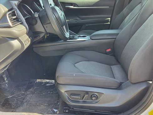 Used 2024 Toyota Camry LE image 15