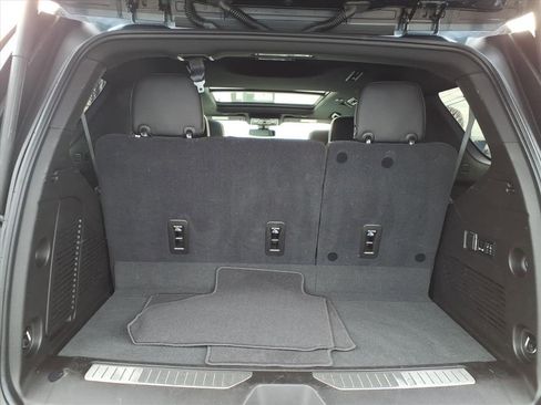 Used 2021 Chevrolet Tahoe Z71 w/ Z71 Off-Road Package image 8