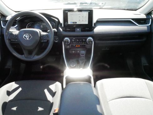 Certified 2025 Toyota RAV4 XLE w/ Convenience Package AWD/4WD image 10