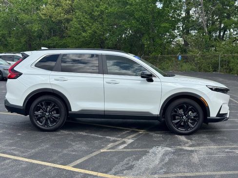 Certified 2023 Honda CR-V Sport Touring image 3