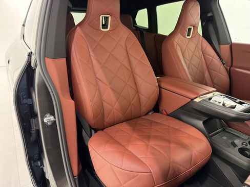Used 2026 BMW iX xDrive45 image 18