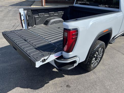 New 2026 GMC Sierra 2500 Denali Ultimate AWD/4WD image 56