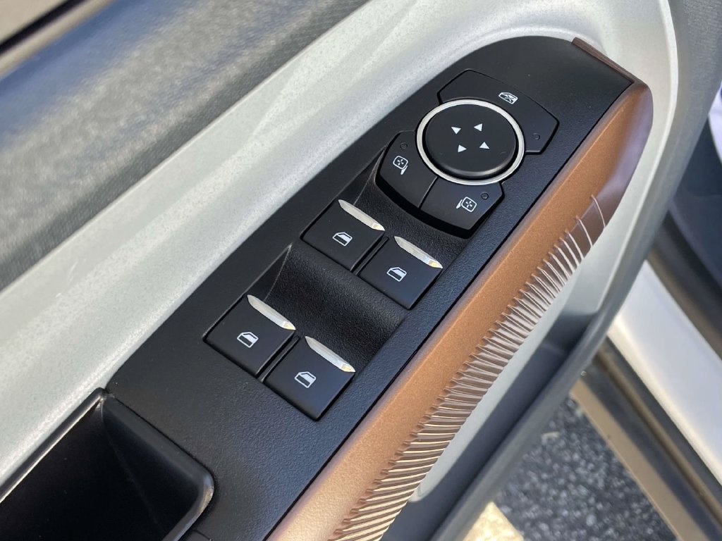 Used 2024 Ford Maverick Lariat FWD image 15
