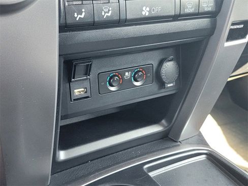 Used 2022 Toyota 4Runner Limited image 29